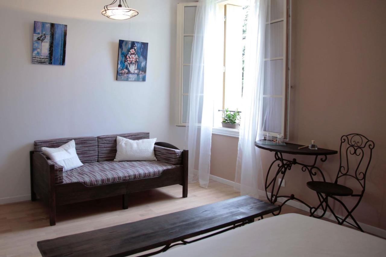 Le Clos Du Theron, Chambre D'Hote Cournonterral Eksteriør billede
